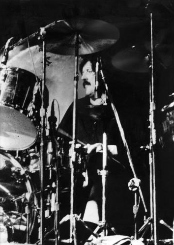 JohnBonhamLedZeppelin06