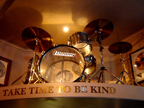 Stainless-Steel-Ludwig-John-Bonham-Drum-Kit-Setup